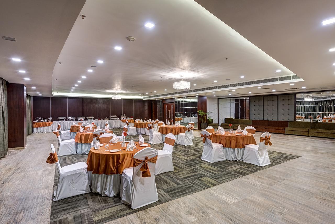 The Fern Residency Galaxy Mall Burnpur Exterior photo